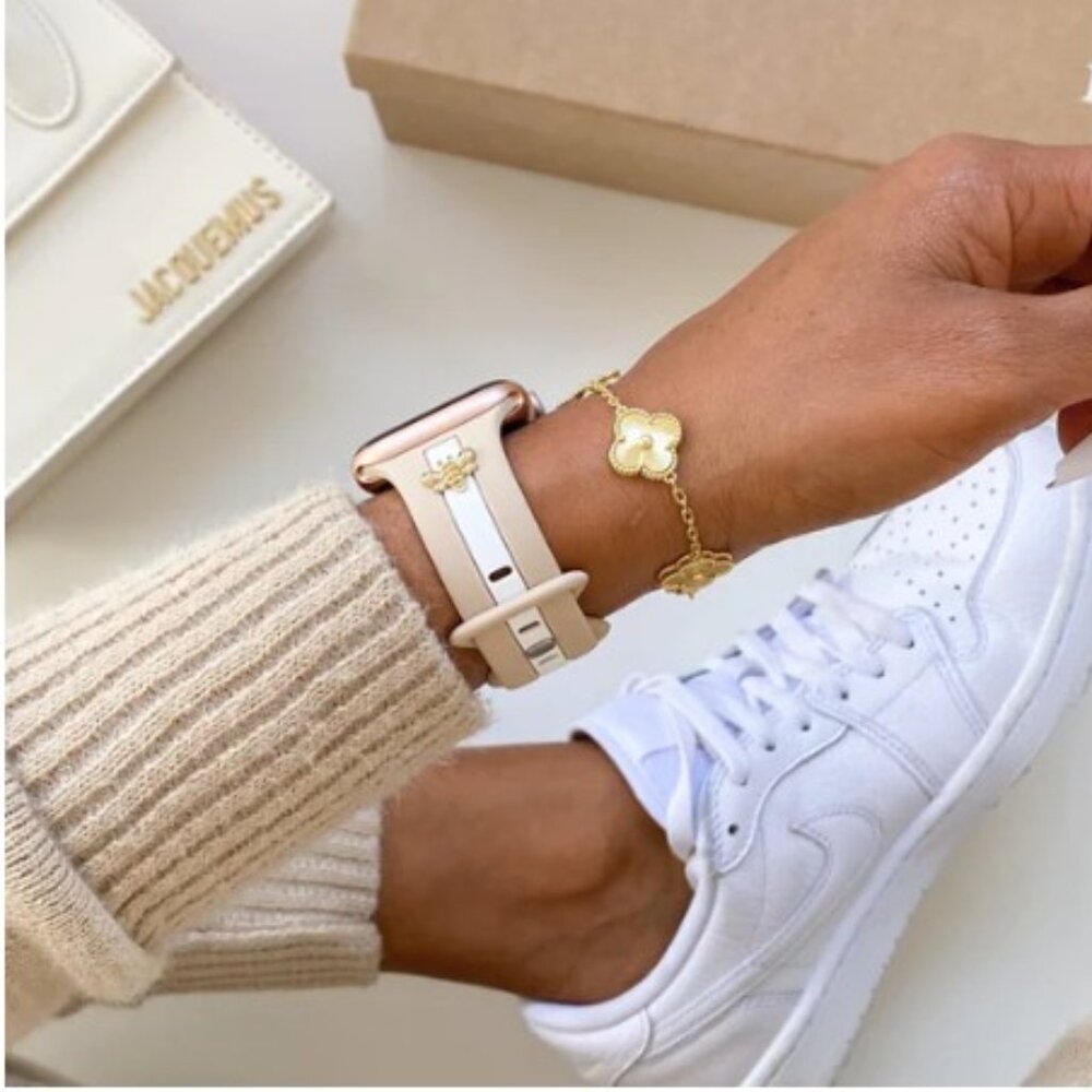 STRAWBERRY AVOCADOS “Honey Bee Me”‎ Apple Watch Charm (Silver) BRAND NEW & CUTE!